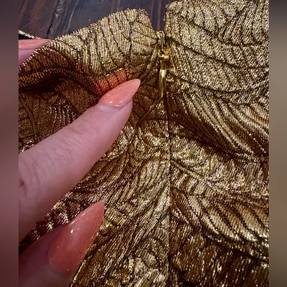 J. Crew Collection Pencil Skirt in Gold Metallic Leaf Jacquard, Size 2